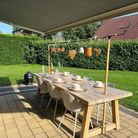 Holiday home June Rosy