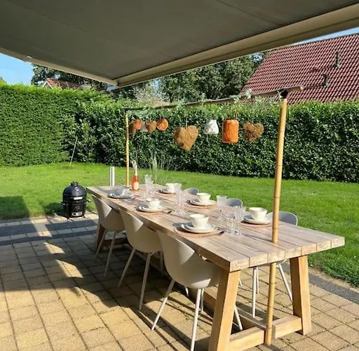 Holiday home June Rosy